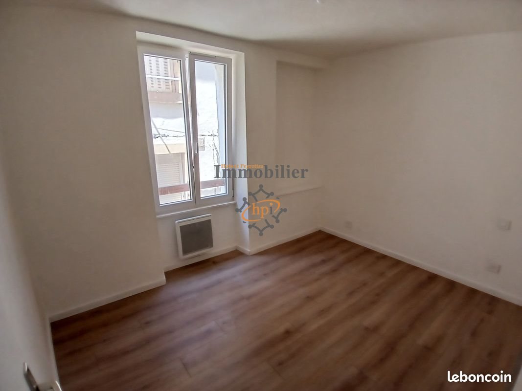 Appartement à louer, 33m², Saint-Affrique