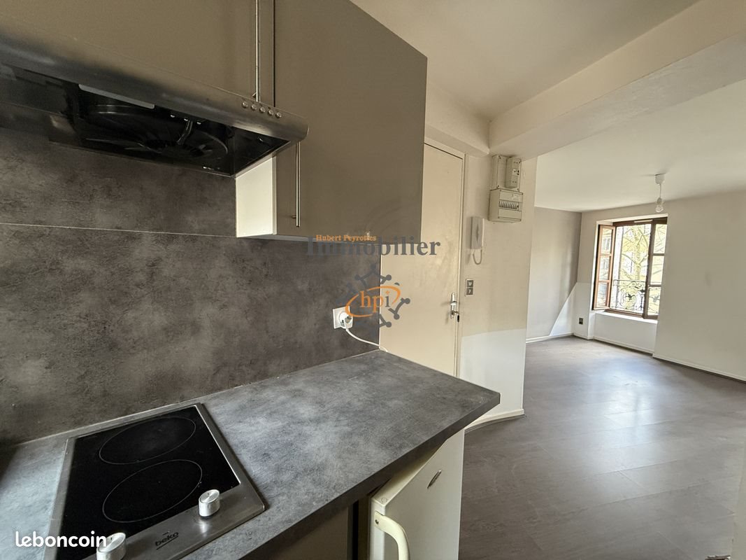 Appartement à louer, 26m², Saint-Affrique