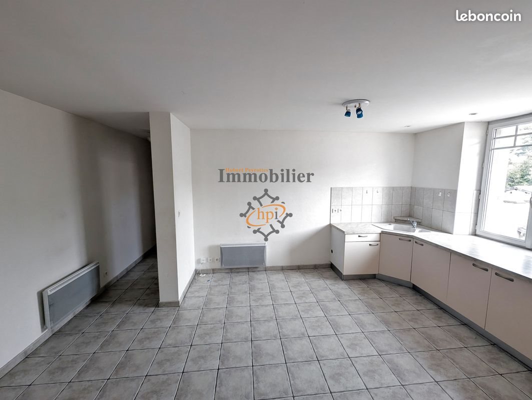 Appartement à louer, 45m², Saint-Affrique