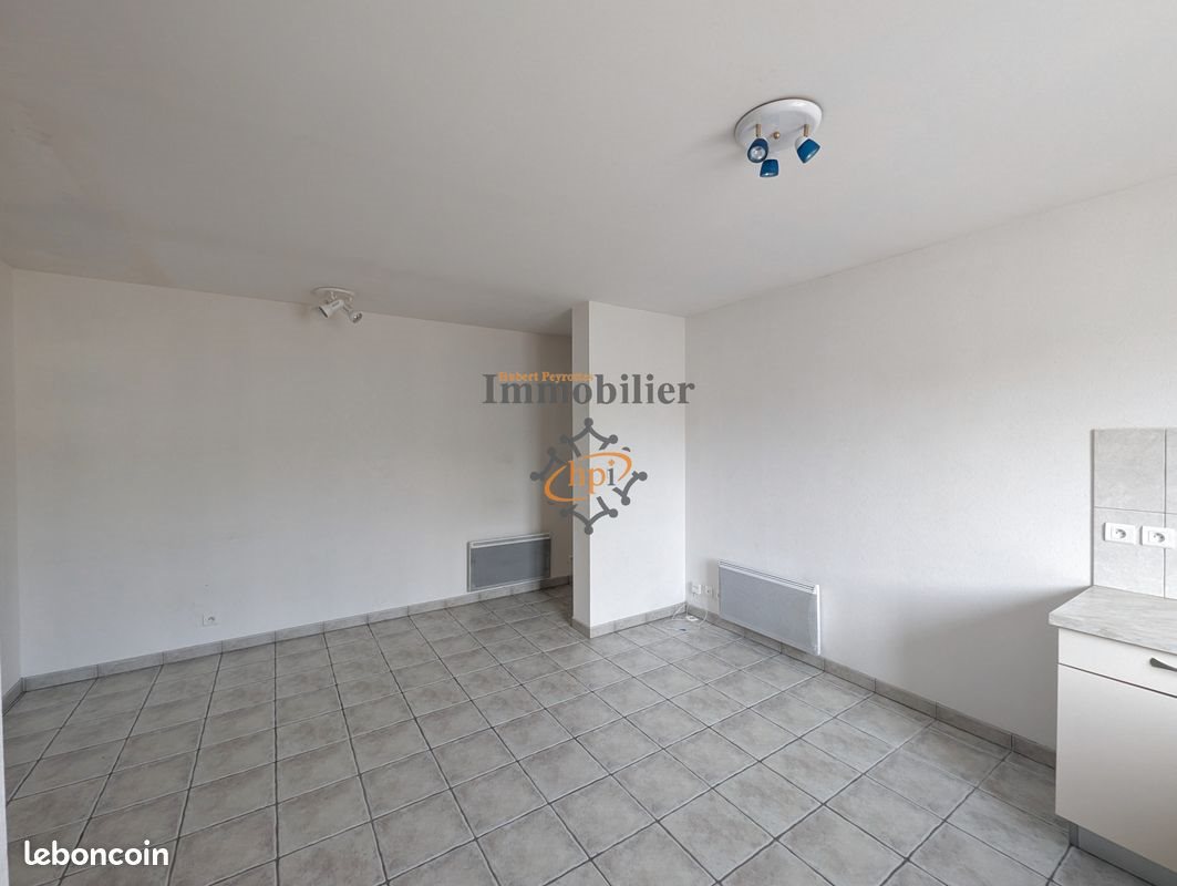 Appartement à louer, 45m², Saint-Affrique