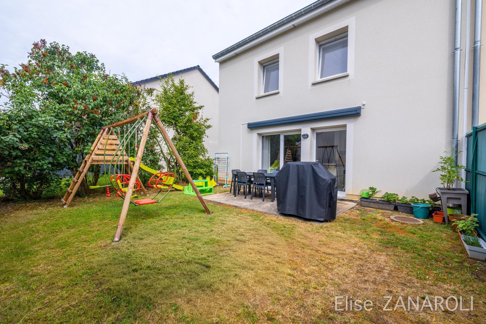 Maison à vendre, 97m², Roussy-le-Village