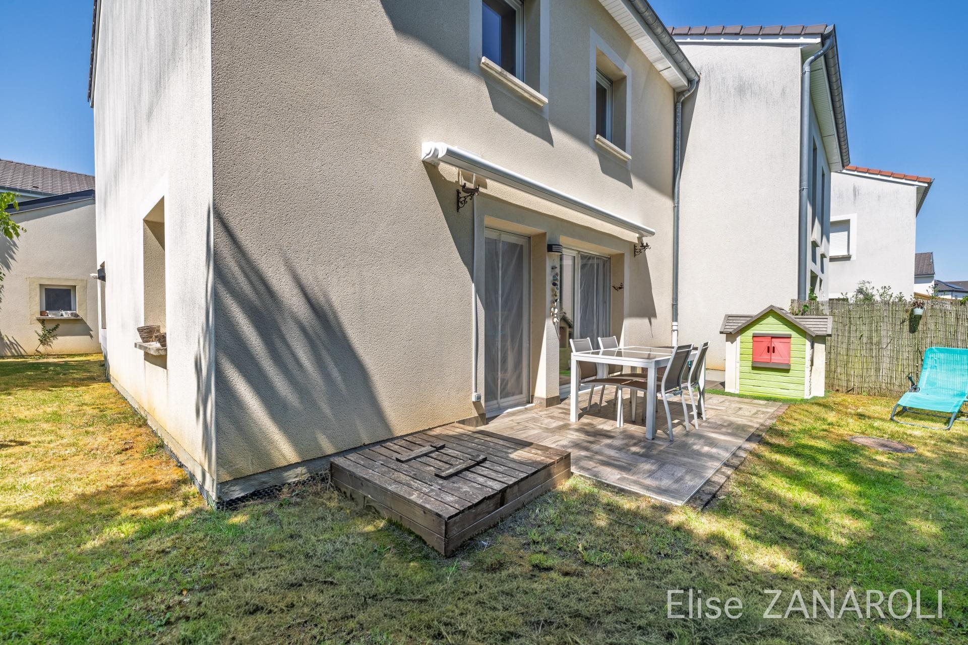 Maison à vendre, 114m², Roussy-le-Village