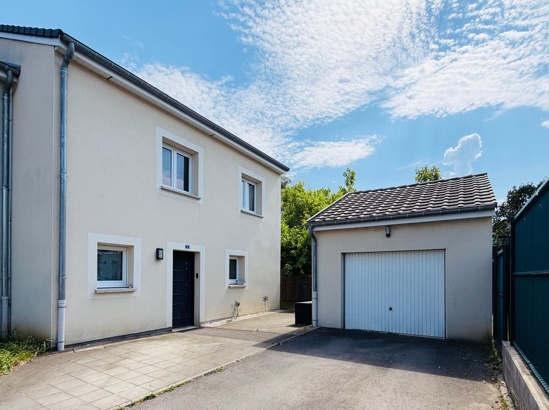 Maison à vendre, 114m², Roussy-le-Village
