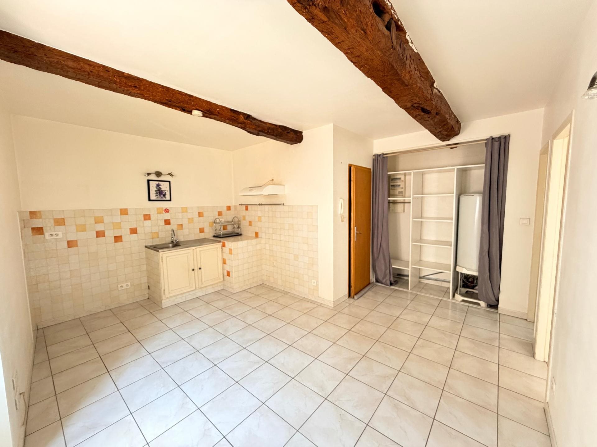 Appartement à louer, 30m², Néoules