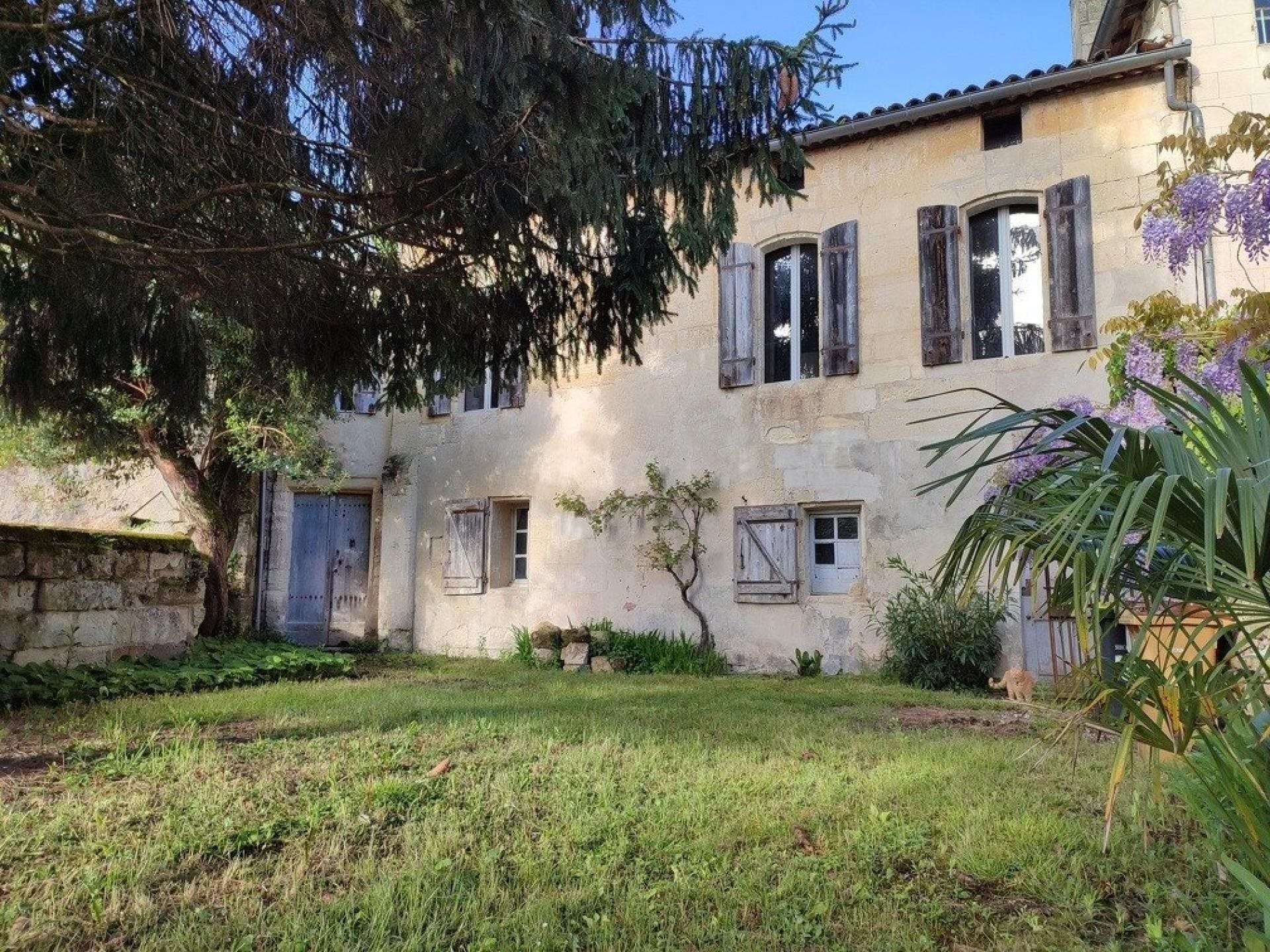 Maison à vendre, 122m², Saint-Emilion
