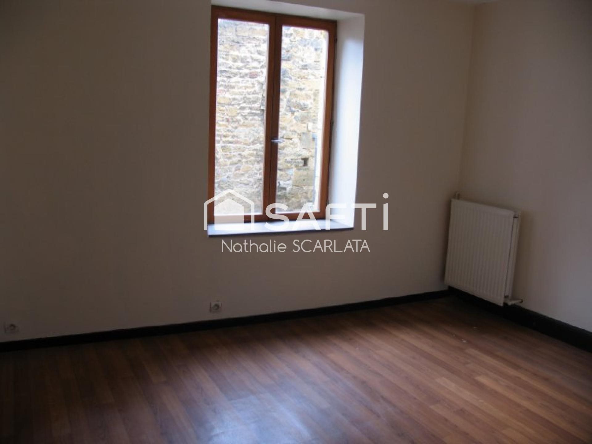 Maison à vendre, 108m², Mouzon