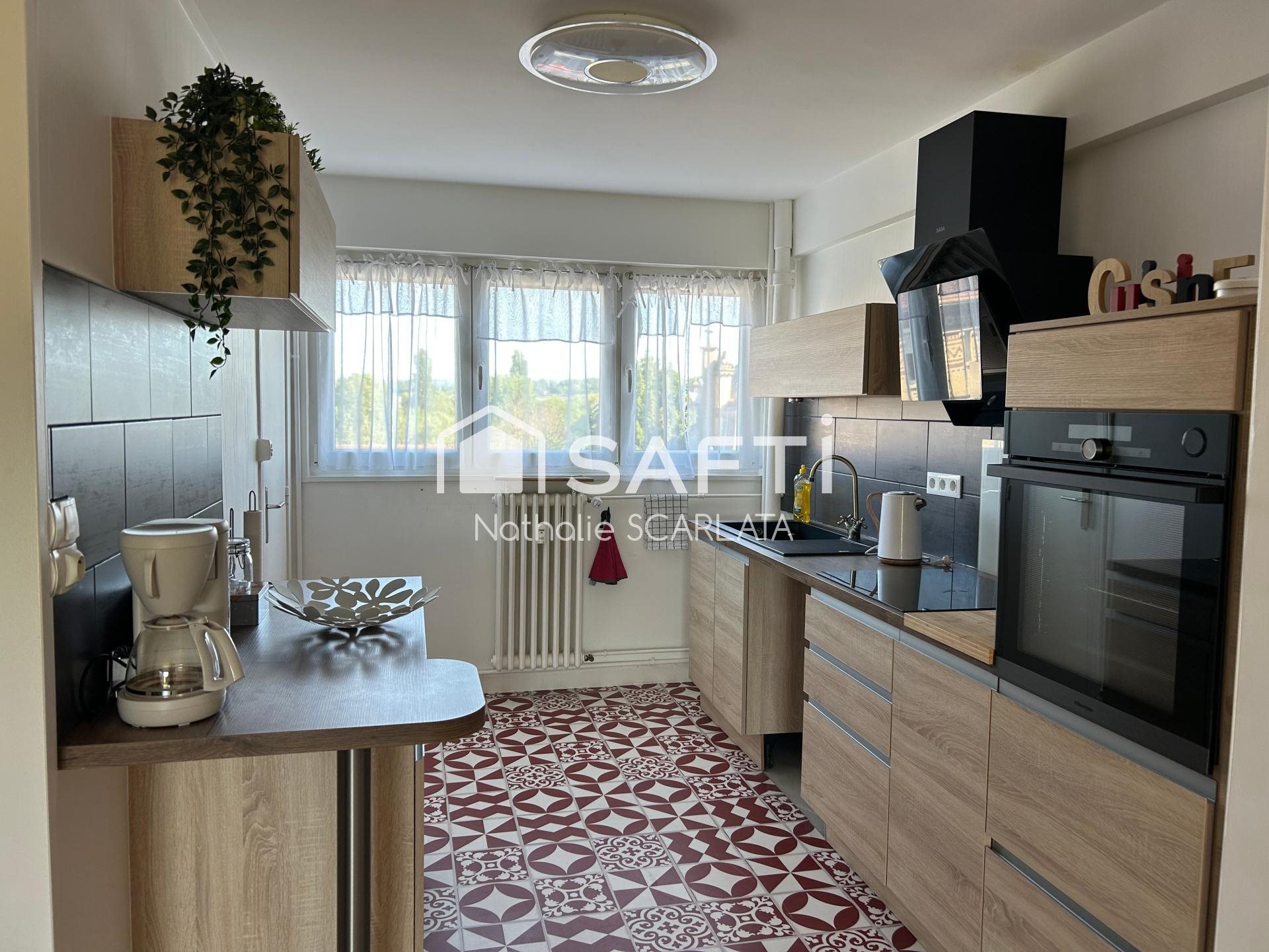 Appartement à vendre, 72m², Sedan