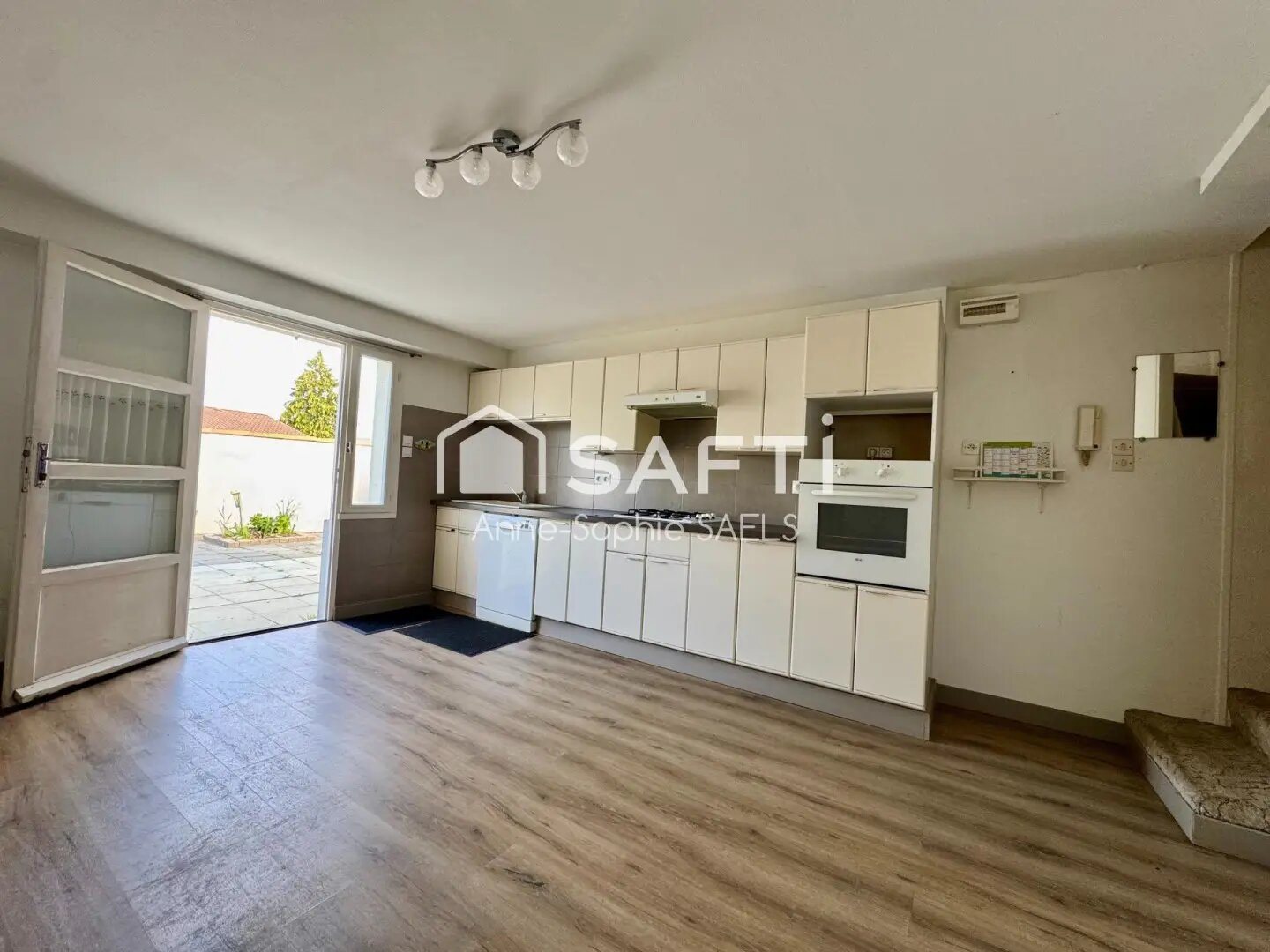 Maison à vendre, 153m², Chauray