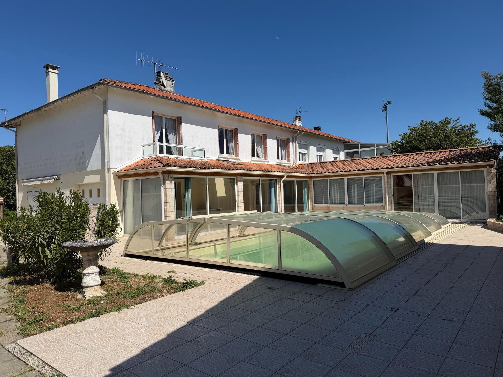 Maison à vendre, 153m², Chauray