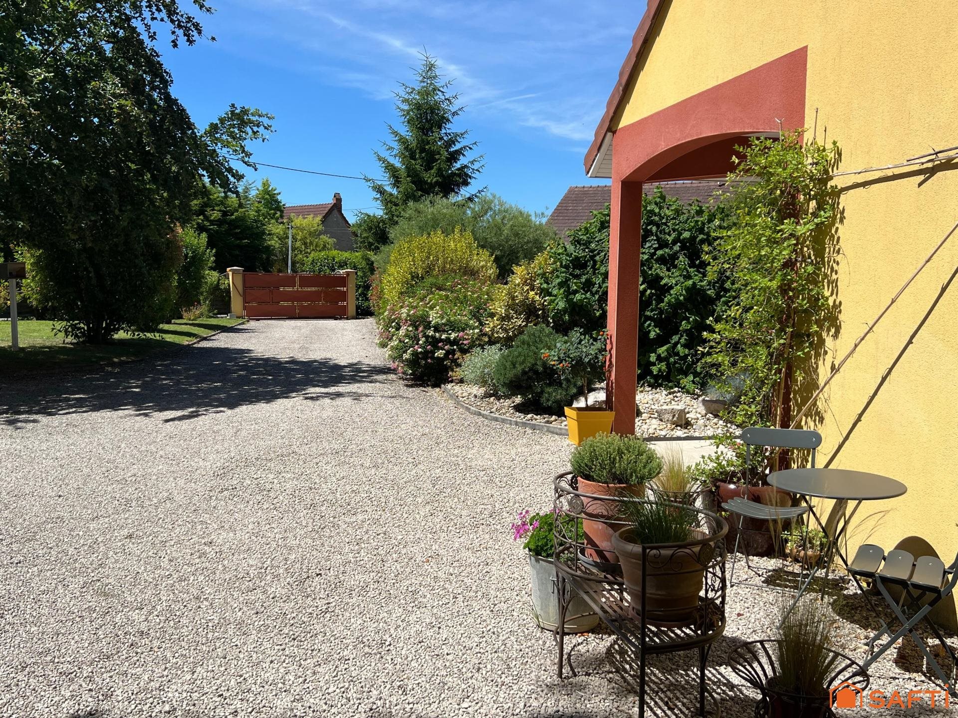 Maison à vendre, 114m², La Chapelle-Saint-Sauveur