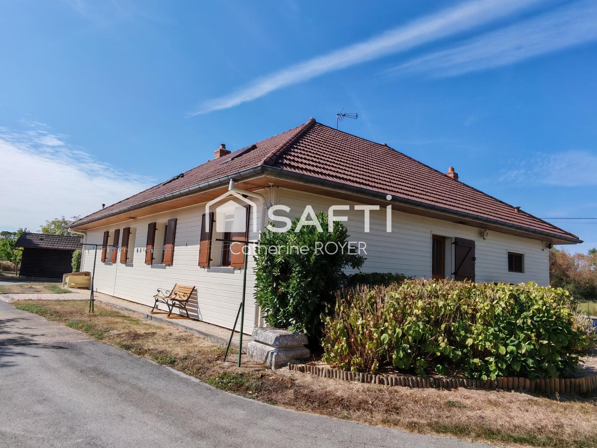 Maison à vendre, 170m², La Chapelle-Saint-Sauveur