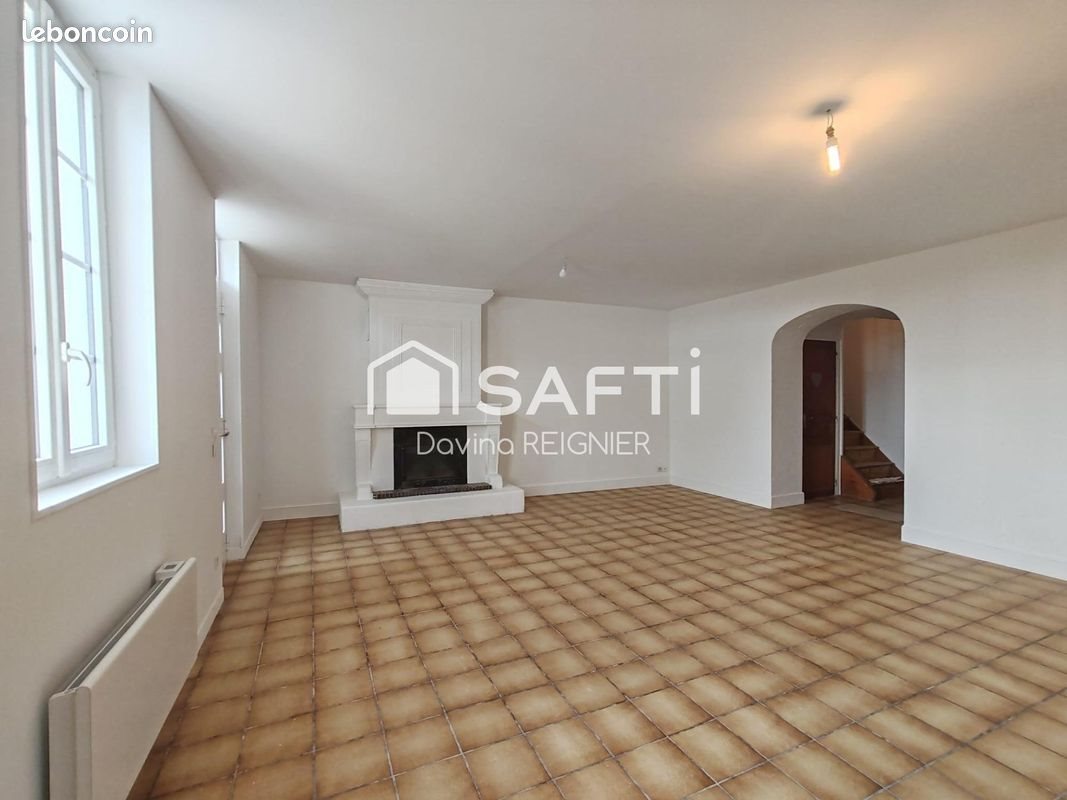 Maison à louer, 108m², Berneuil