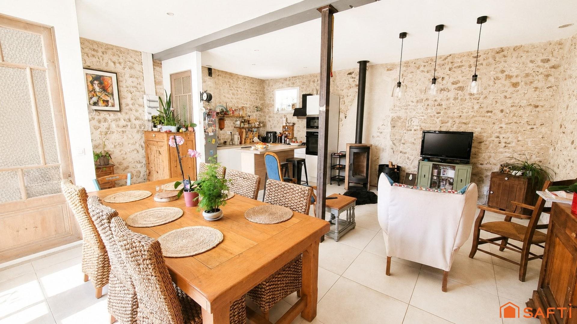 Maison à vendre, 204m², Mortagne-sur-Gironde