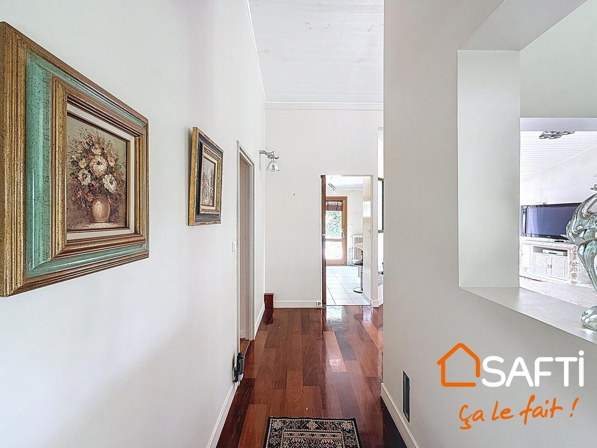 Maison à vendre, 137m², Lésigny