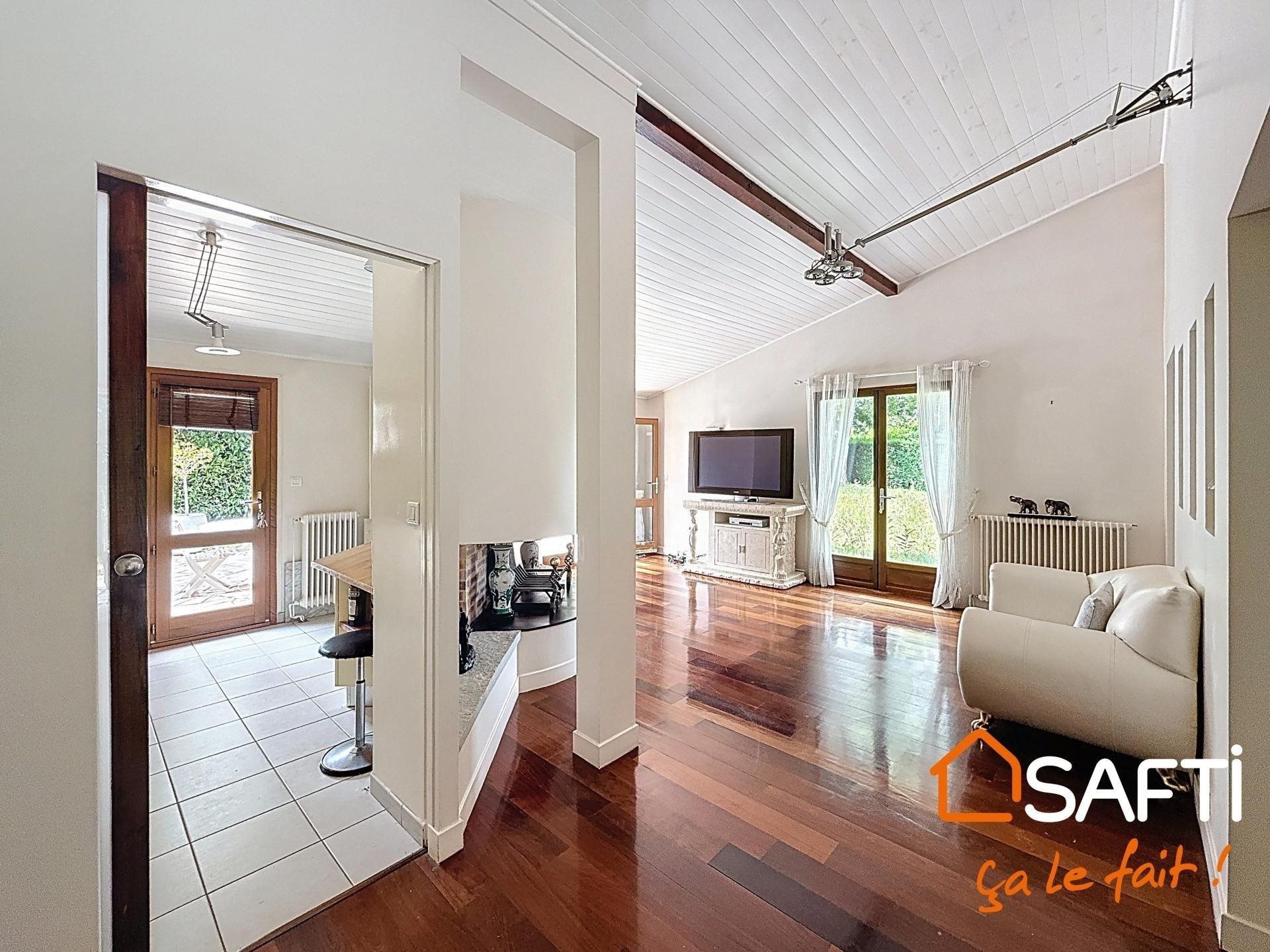 Maison à vendre, 137m², Lésigny