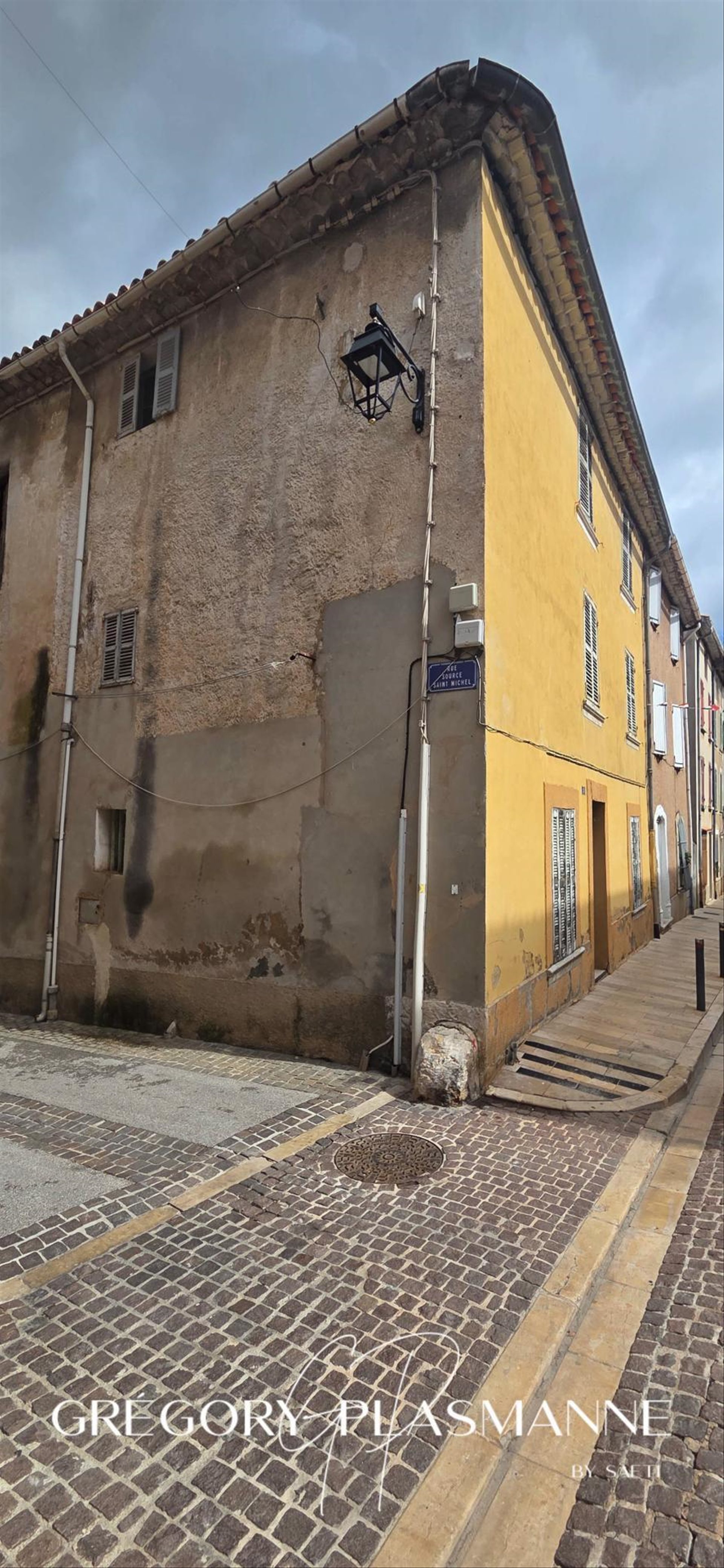 Maison à vendre, 220m², Flassans-sur-Issole