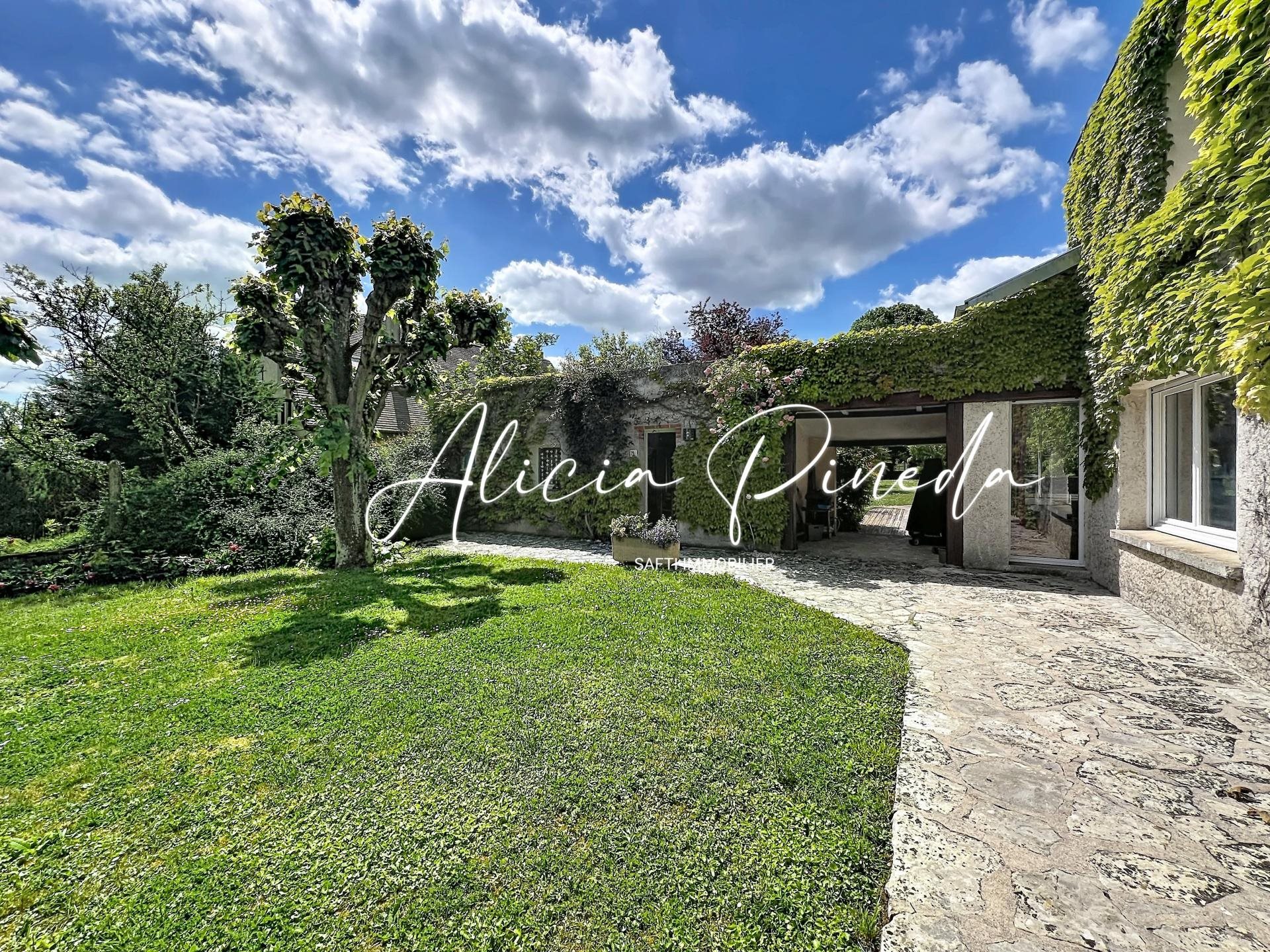 Maison à vendre, 171m², Montainville