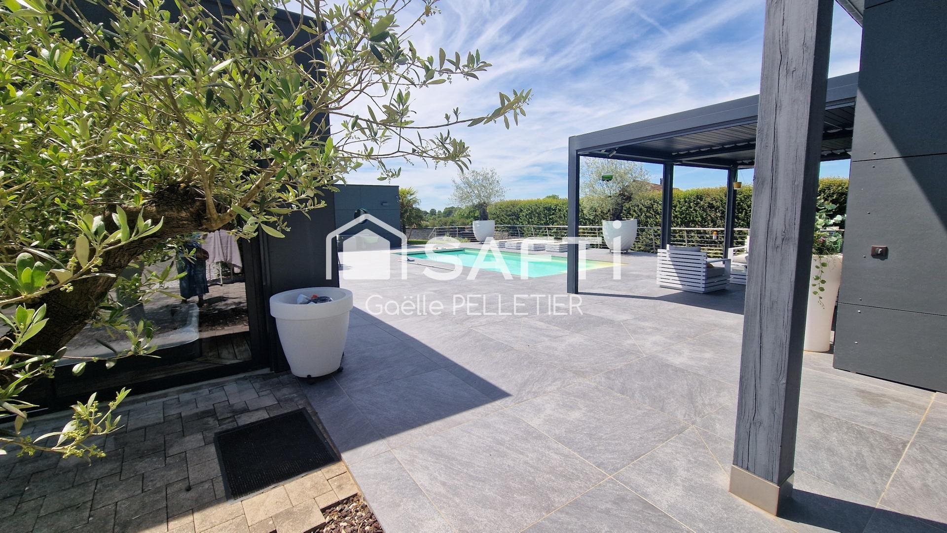 Maison à vendre, 330m², Saint-Vit