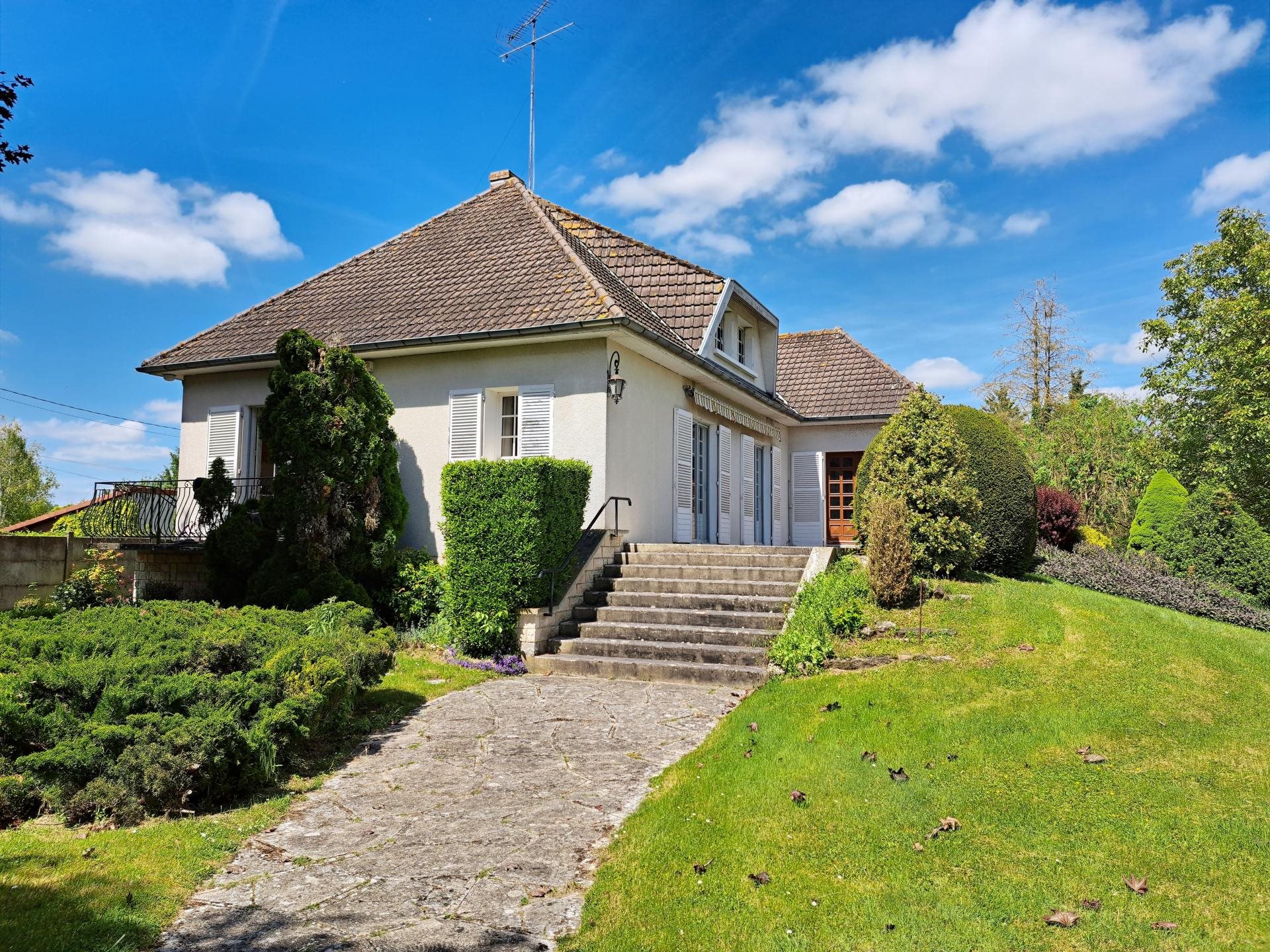 Maison à vendre, 190m², Marigny-le-Châtel