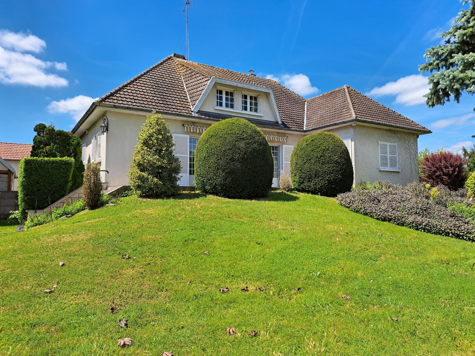 Maison à vendre, 190m², Marigny-le-Châtel