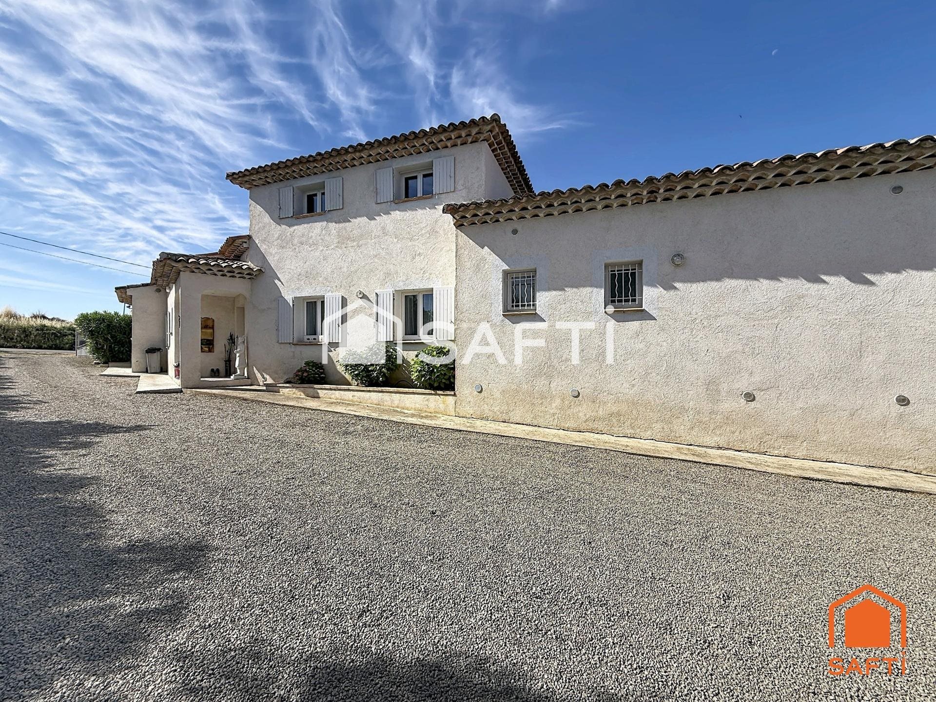 Maison à vendre, 160m², Artignosc-sur-Verdon