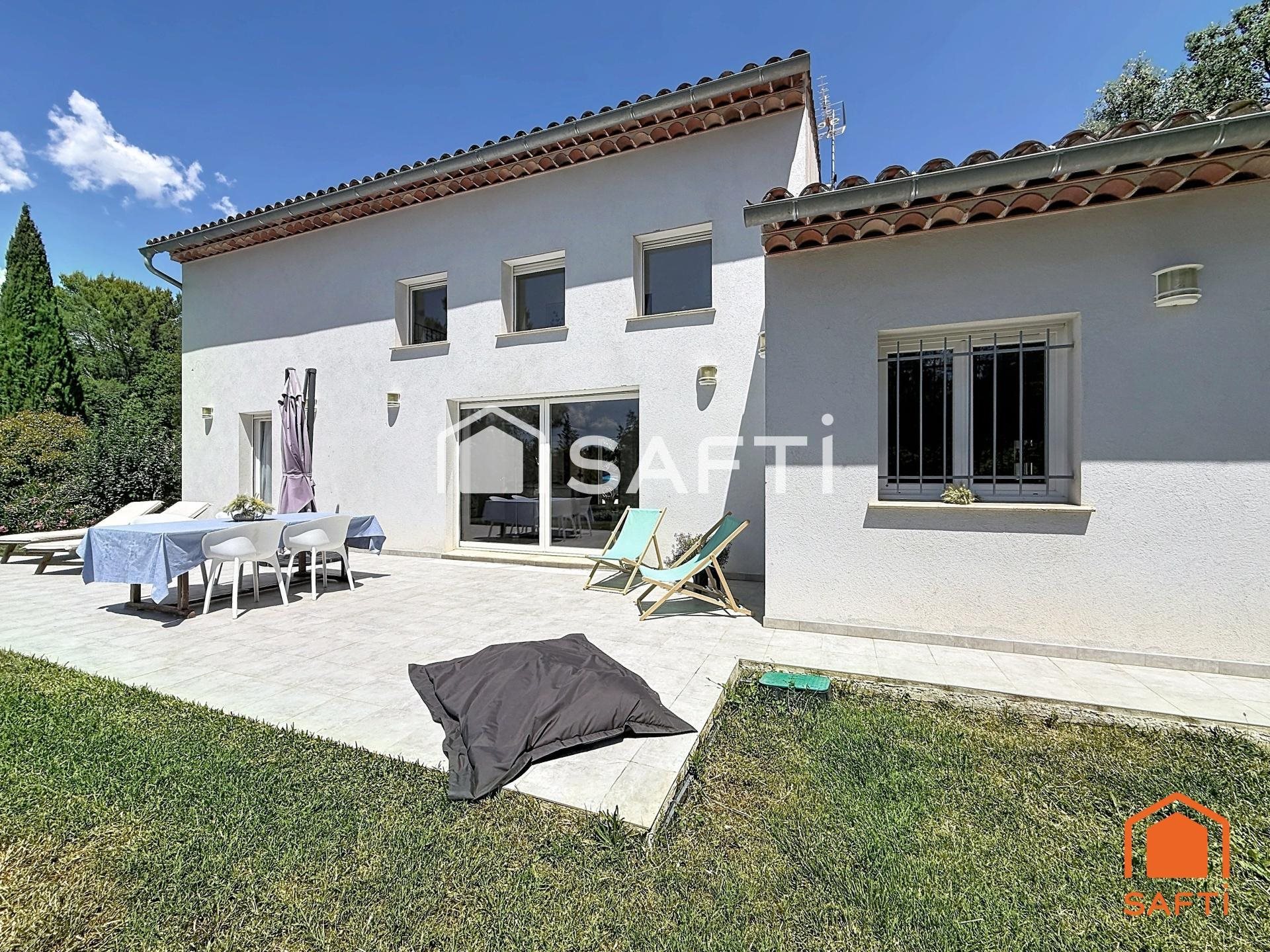 Maison à vendre, 138m², Villecroze