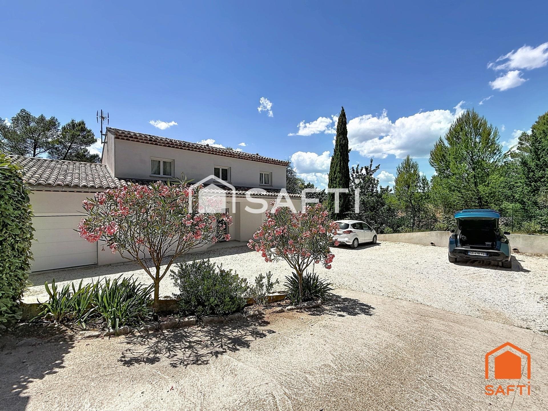 Maison à vendre, 138m², Villecroze
