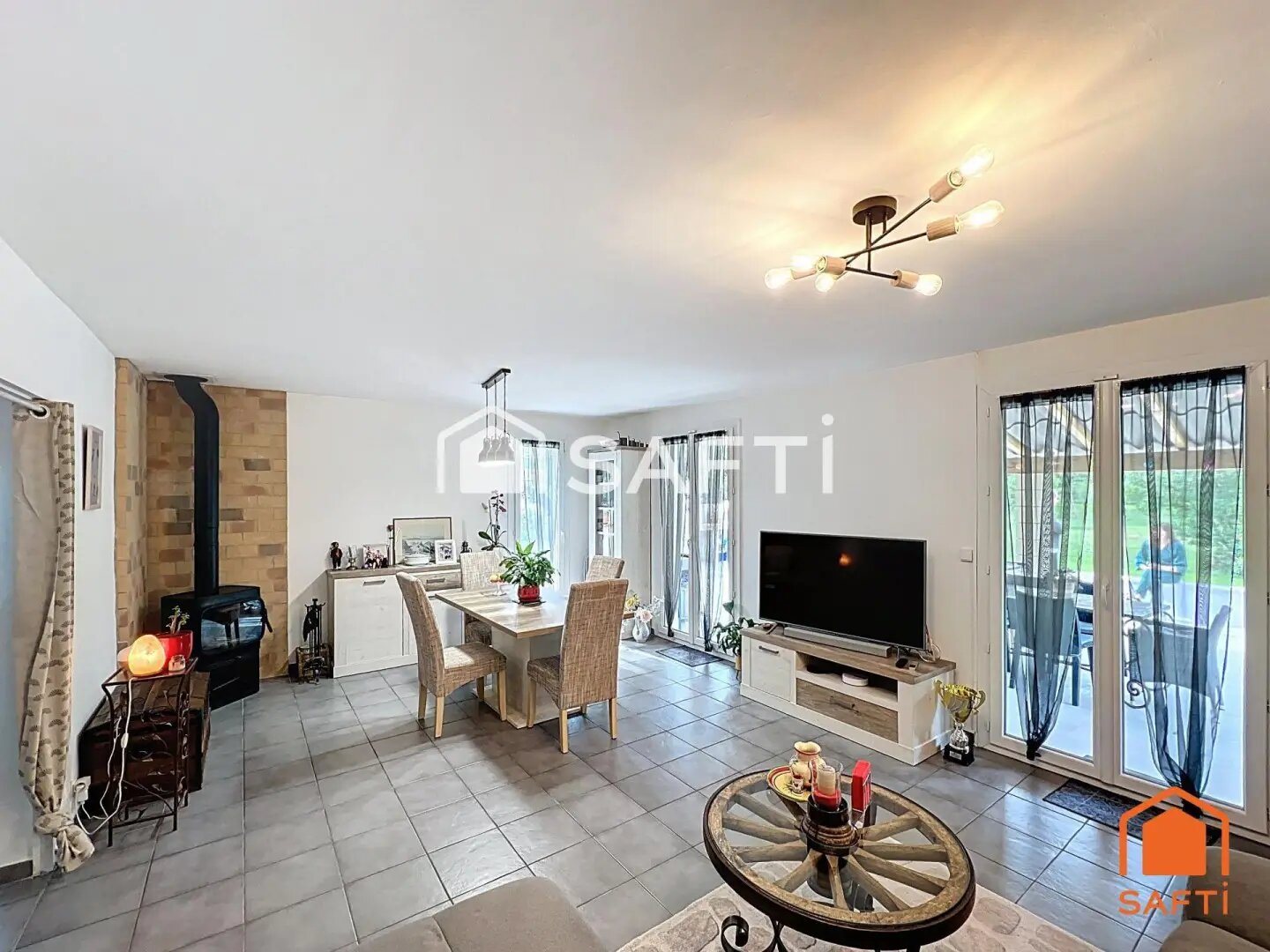 Maison à vendre, 98m², Régusse