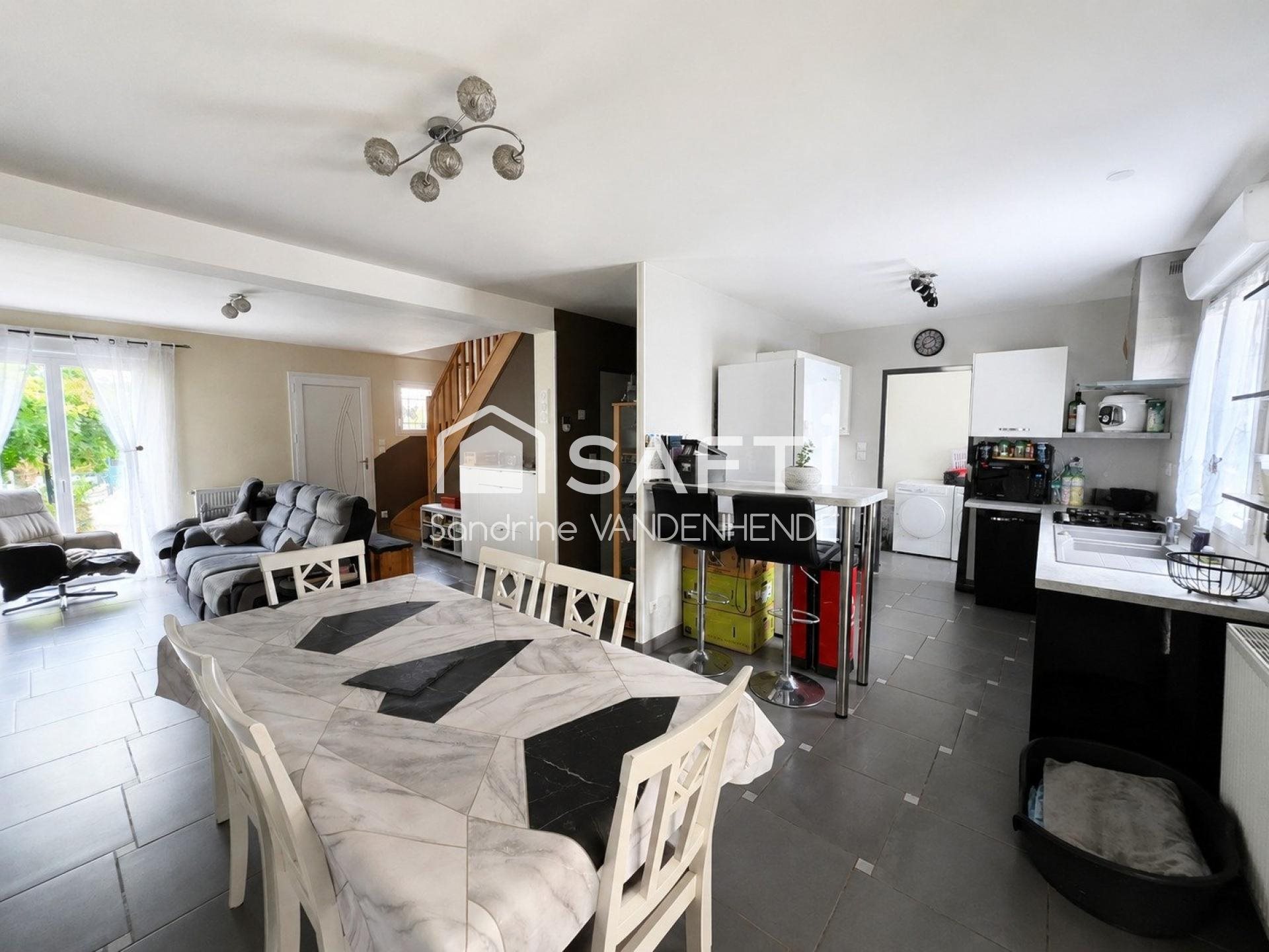 Maison à vendre, 93m², Vervins