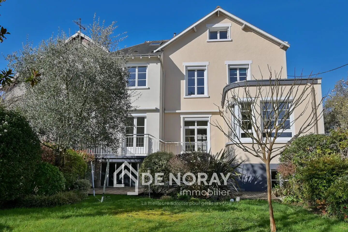Maison à vendre, 190m², Saint-Cyr-sur-Loire
