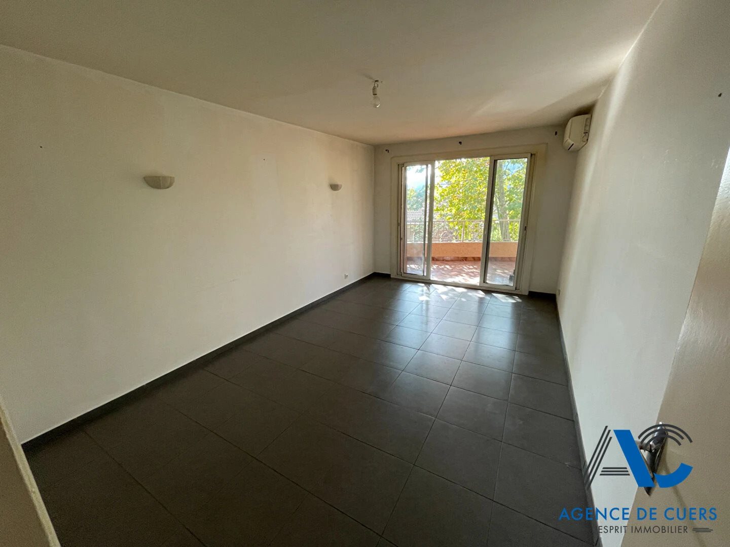 Appartement à vendre, 66m², Cuers