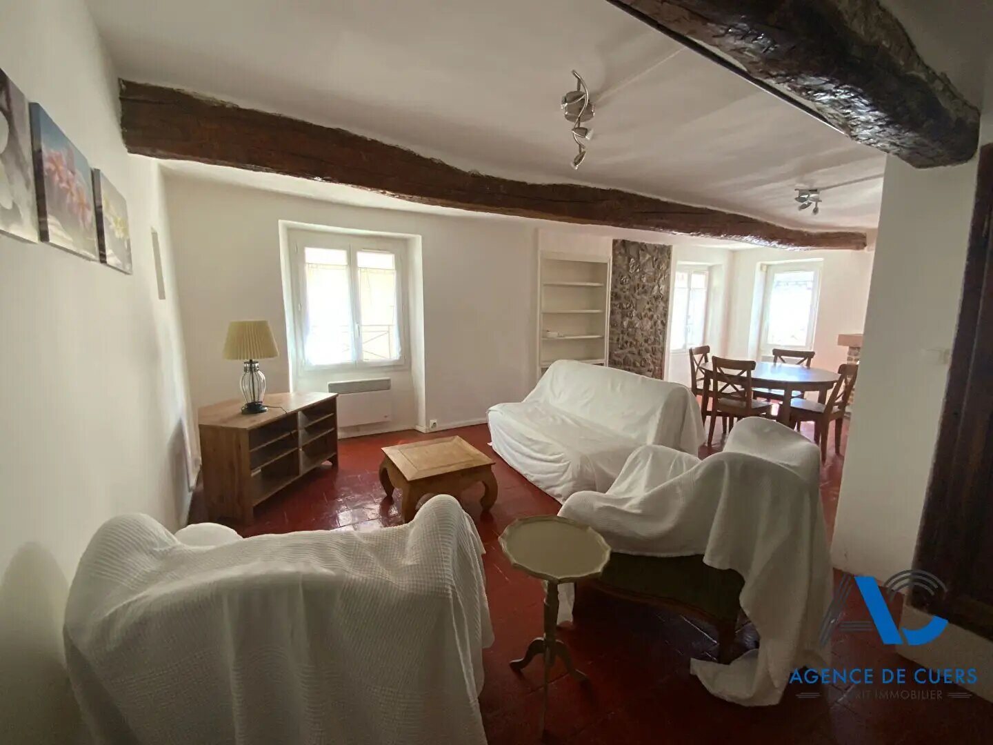 Appartement à louer, 75m², Cuers