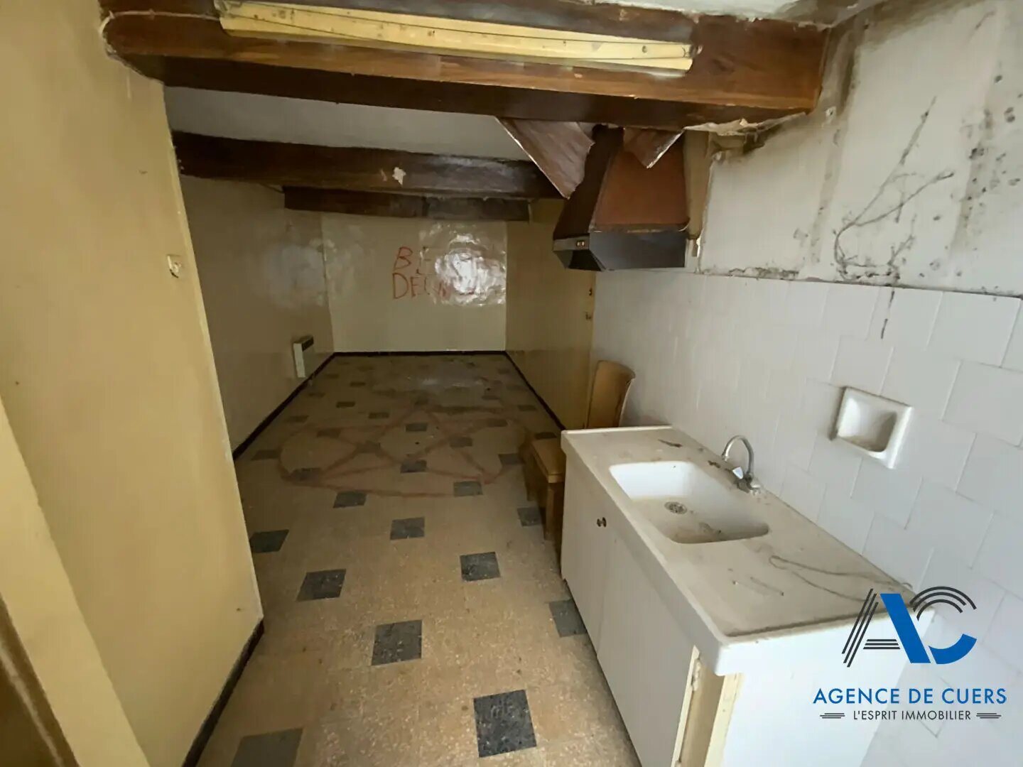 Maison à vendre, 75m², Cuers