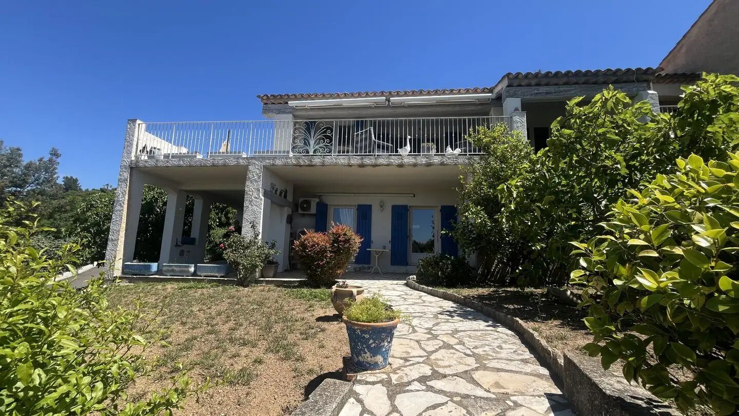 Maison à vendre, 144m², Roquebrune-sur-Argens