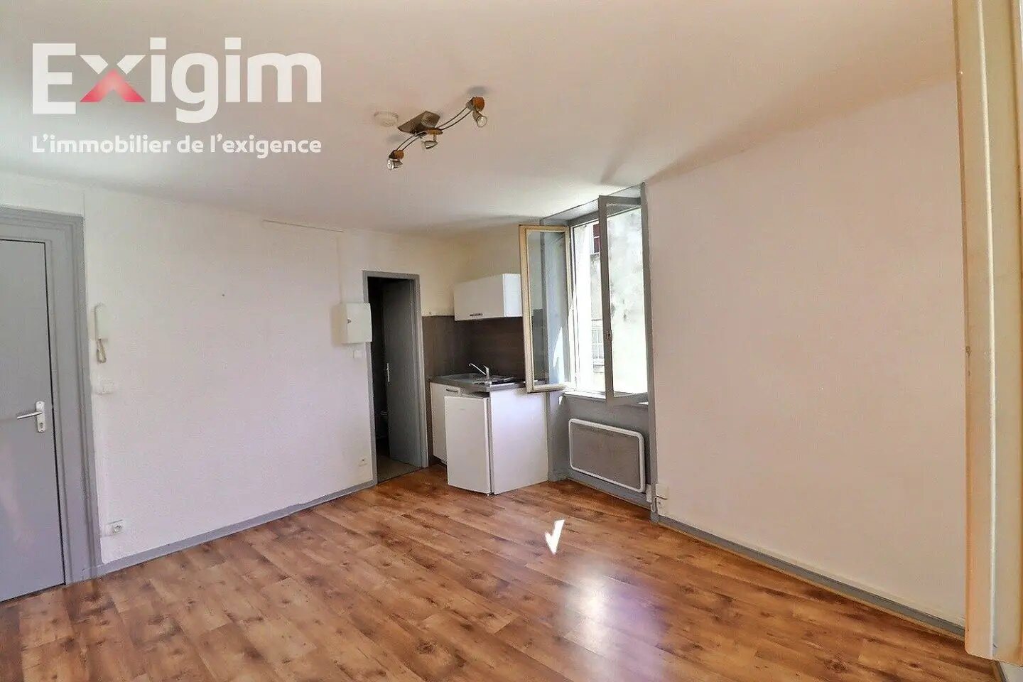 Appartement à louer, 20m², Tournon-sur-Rhône
