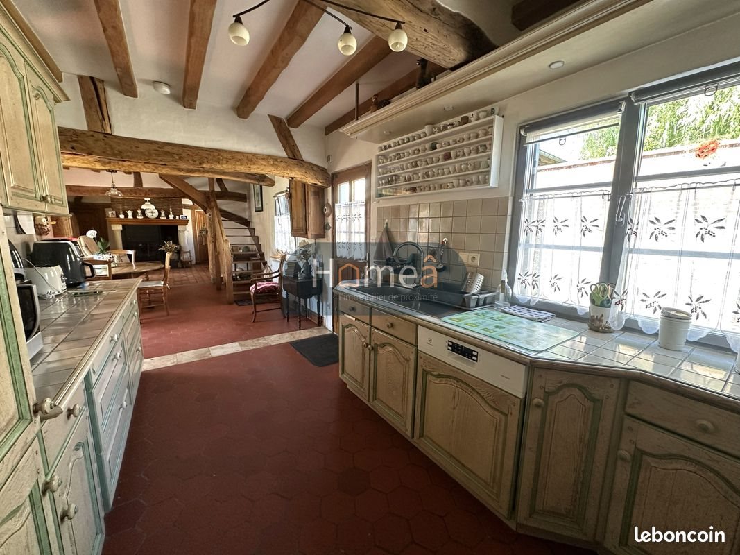 Maison à vendre, 140m², Saint-Victor-l'Abbaye