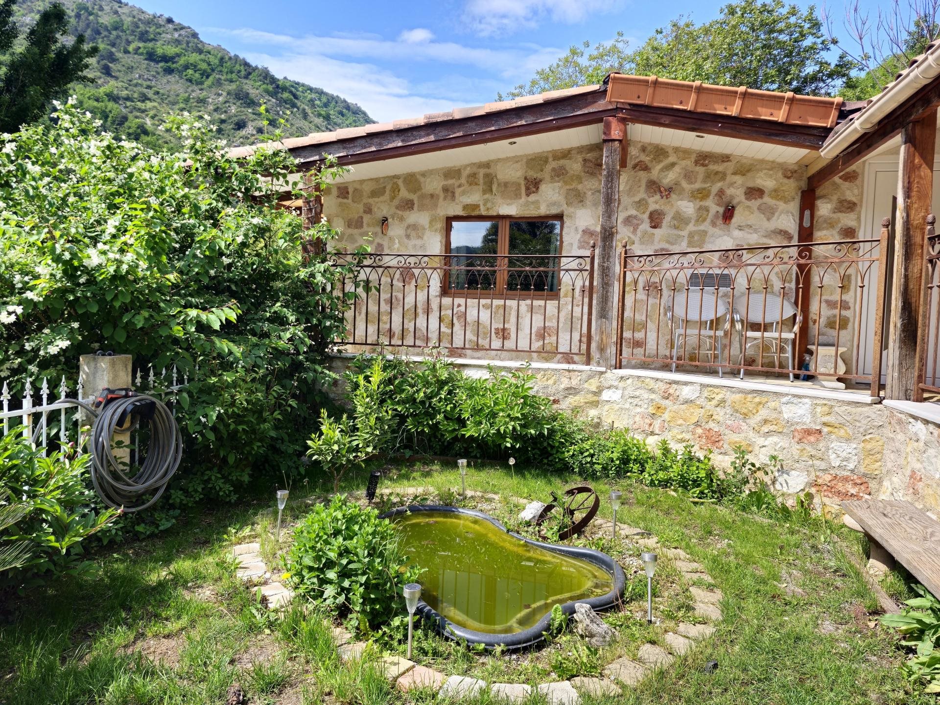 Maison à vendre, 97m², Bouyon