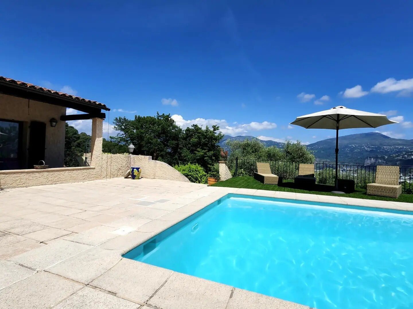 Maison à vendre, 150m², Gattières