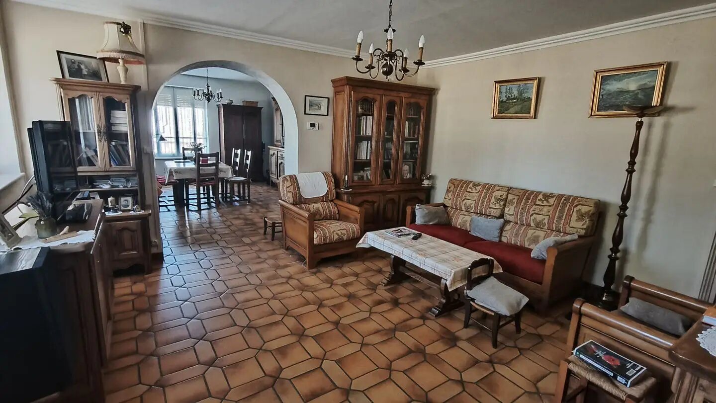 Maison à vendre, 120m², Sassenay