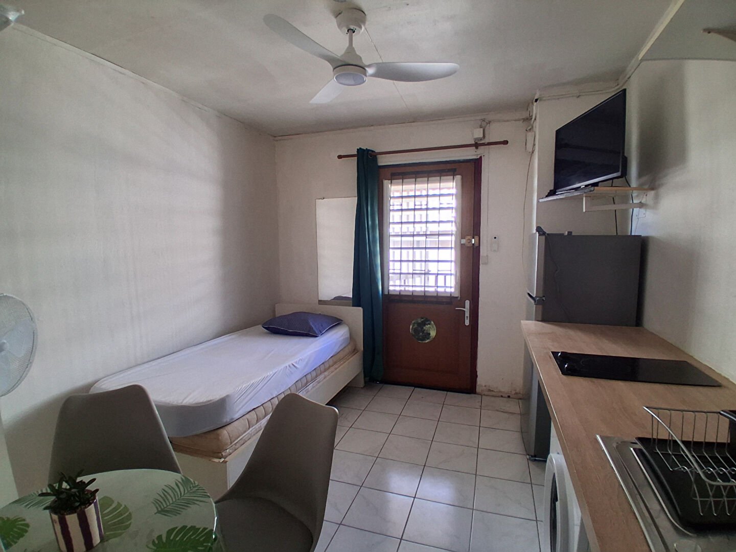 Appartement à louer, 12m², Fort-de-France