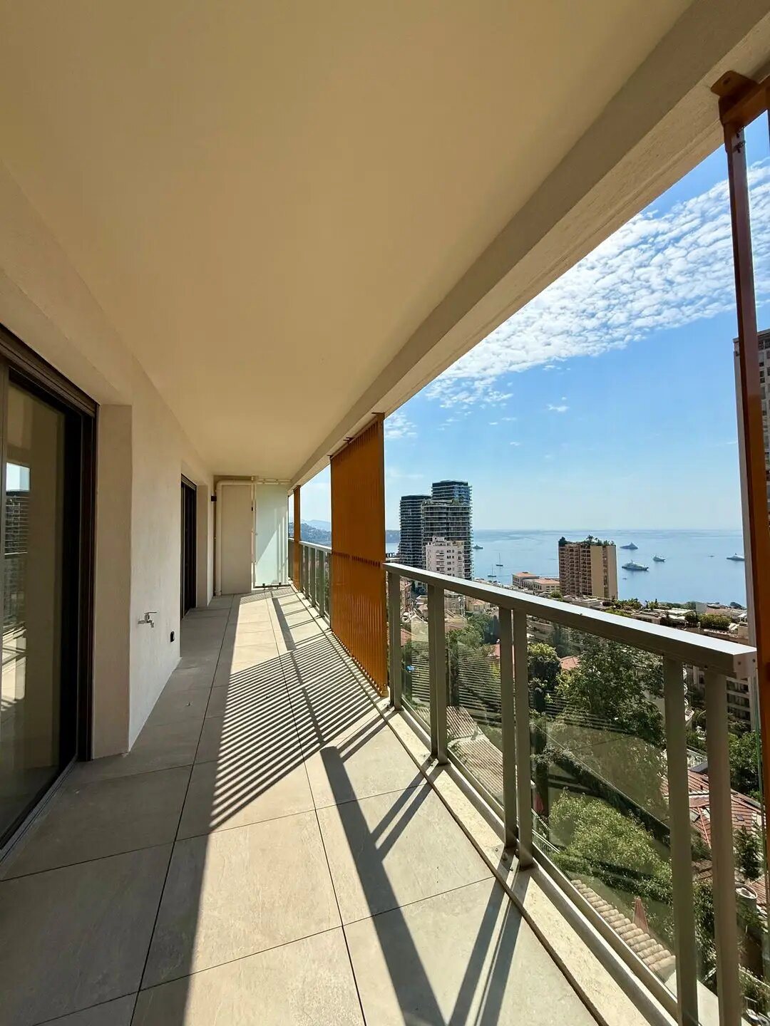 Appartement à louer, 74m², Beausoleil