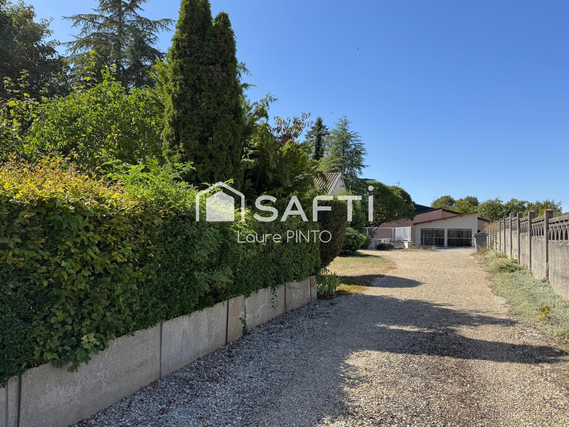 Maison à vendre, 102m², Bétheniville