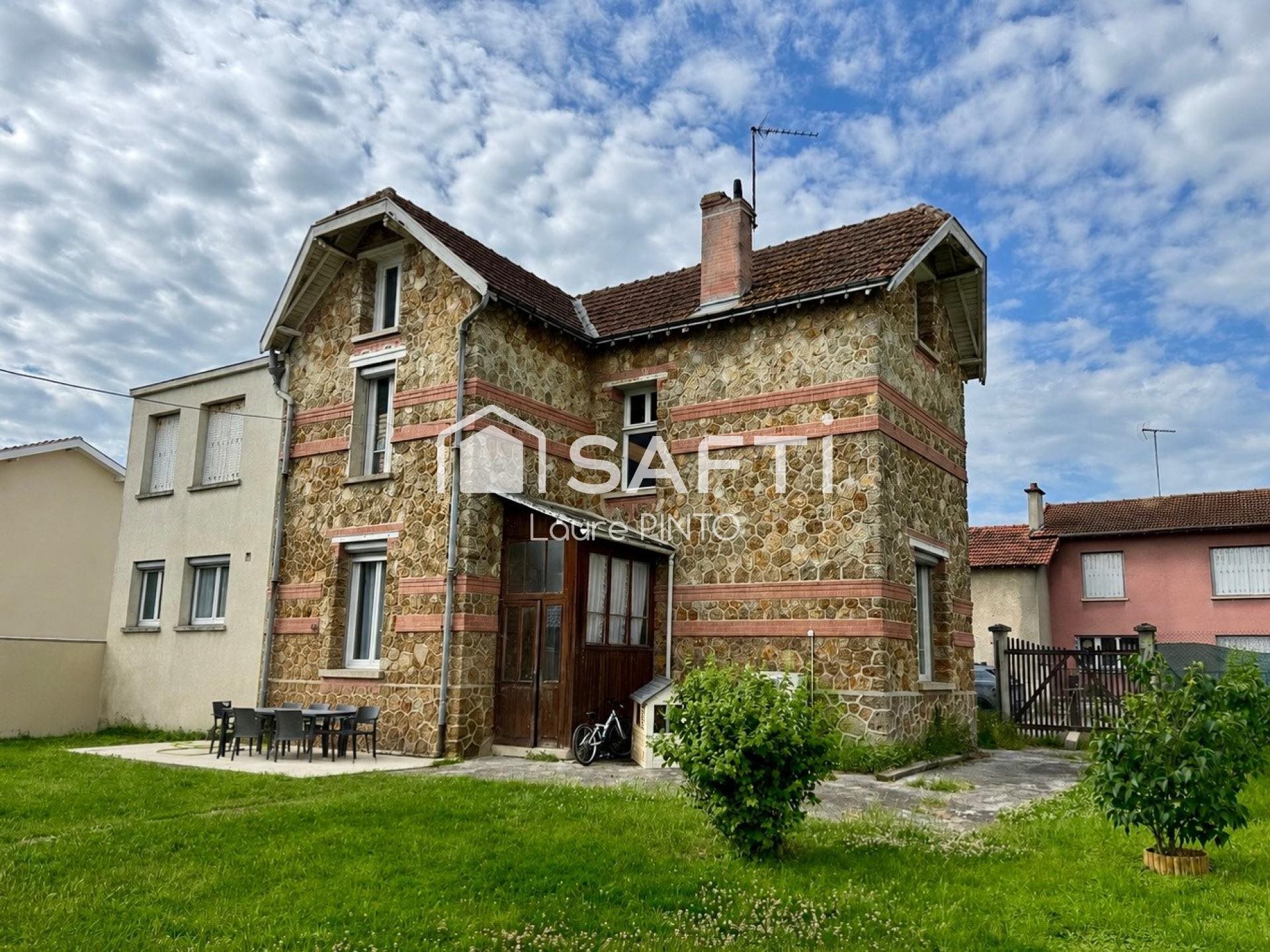 Maison à vendre, 119m², Pontfaverger-Moronvilliers