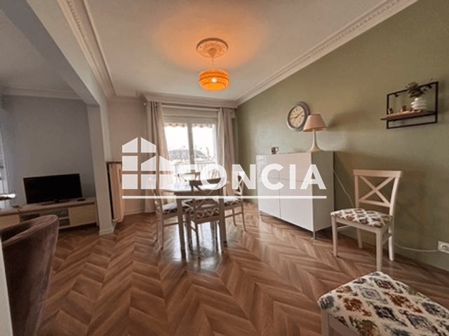 Appartement à louer, 85m², Pau