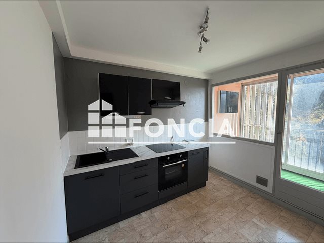Appartement à louer, 74m², Montmélian