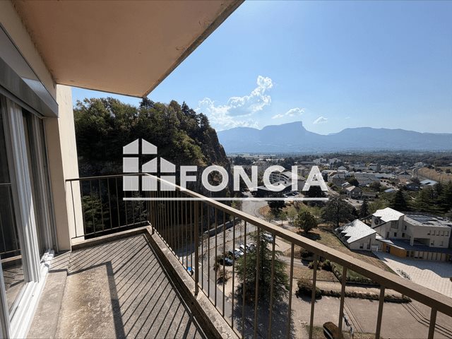 Appartement à louer, 74m², Montmélian