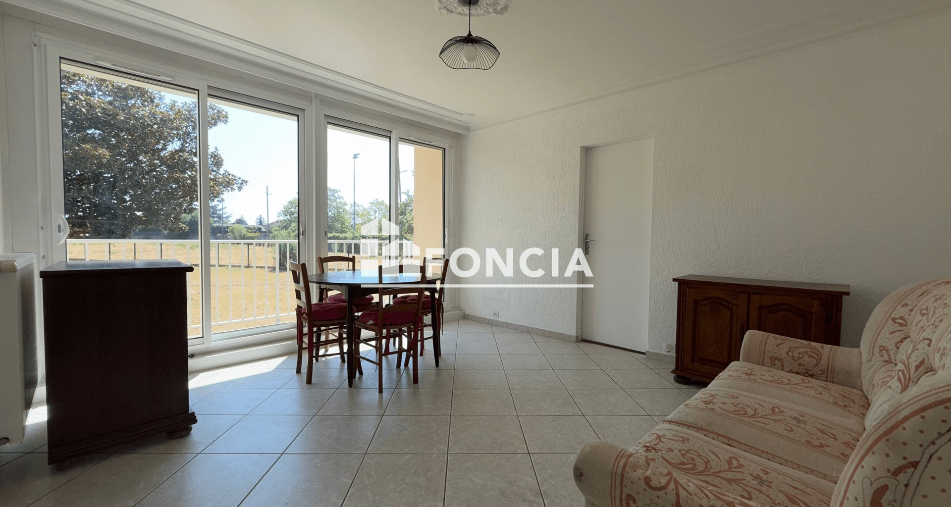 Appartement à louer, 46m², Bron