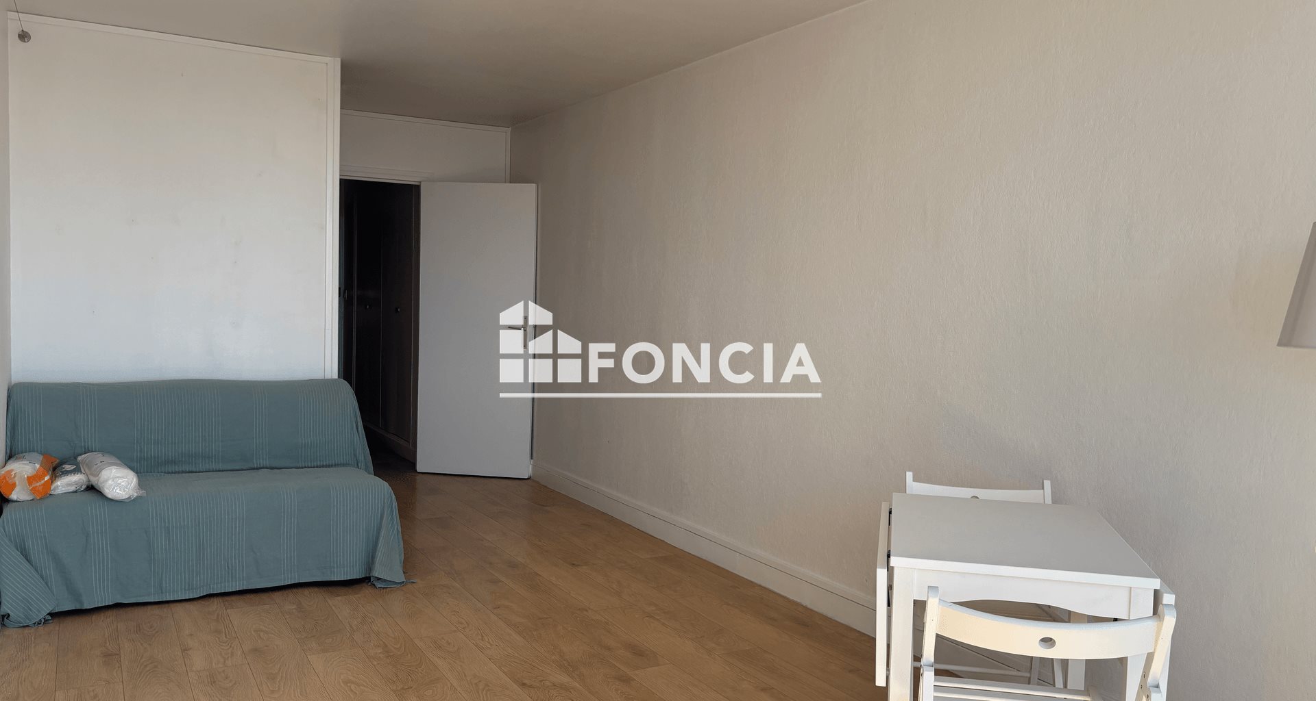 Appartement à louer, 27m², Paris 18ème