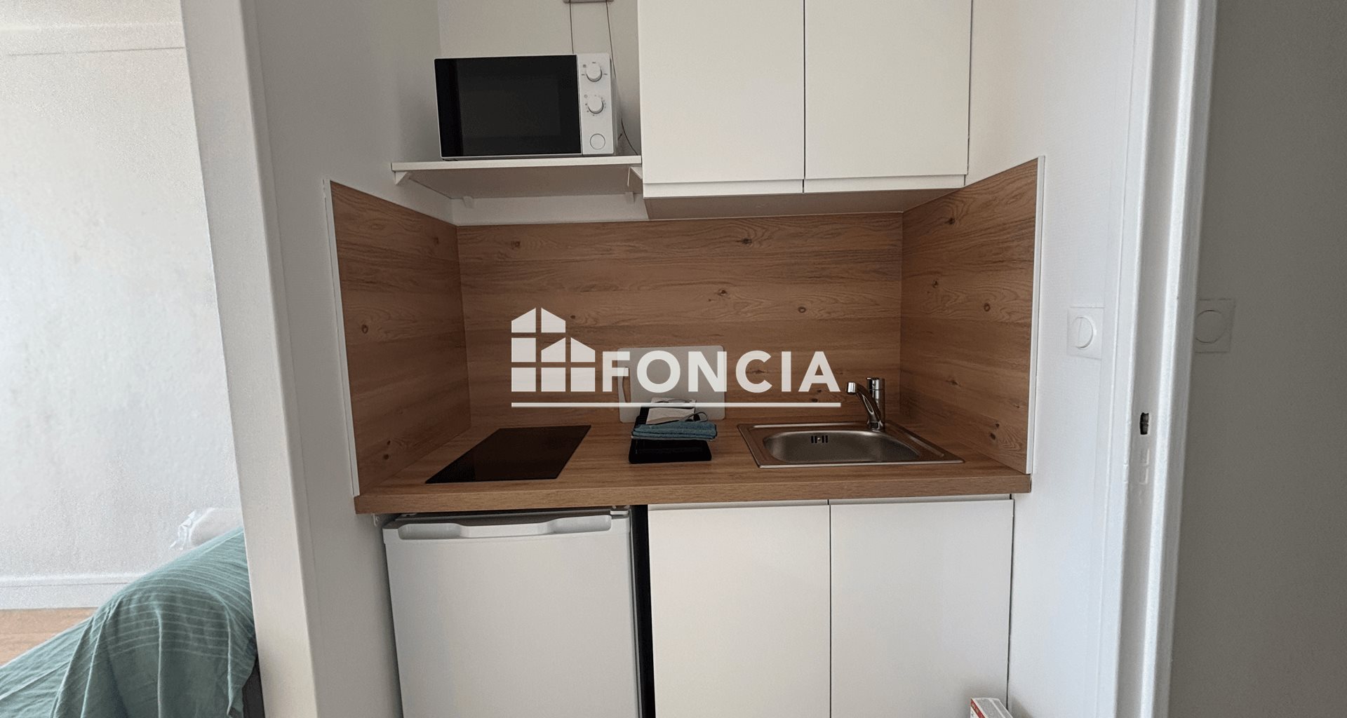 Appartement à louer, 27m², Paris 18ème