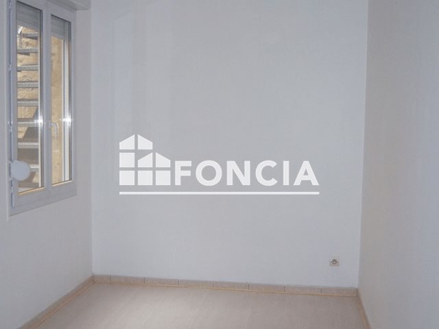 Appartement à louer, 45m², Charleville-Mézières